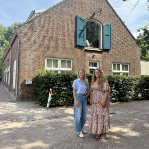 't Veldmuisje groeit